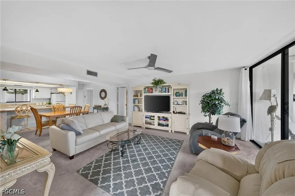 4570 Trawler Court Fort Myers FL 33919