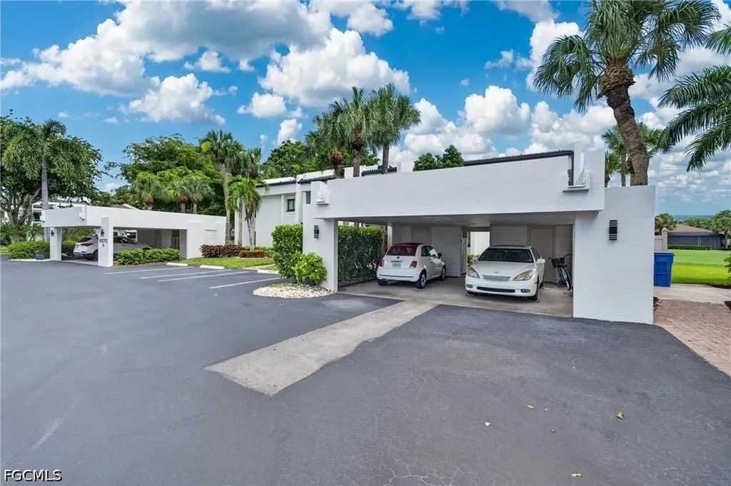4570 Trawler Court Fort Myers FL 33919