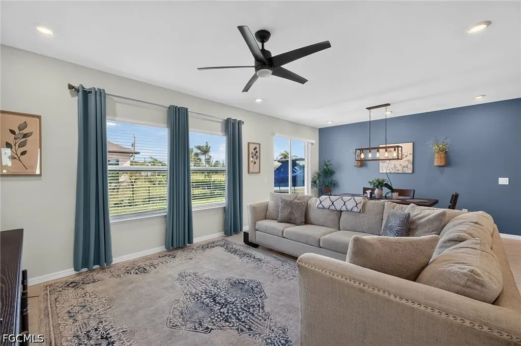 3306 NW 21st Terrace Cape Coral FL 33993