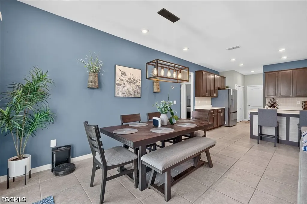 3306 NW 21st Terrace Cape Coral FL 33993