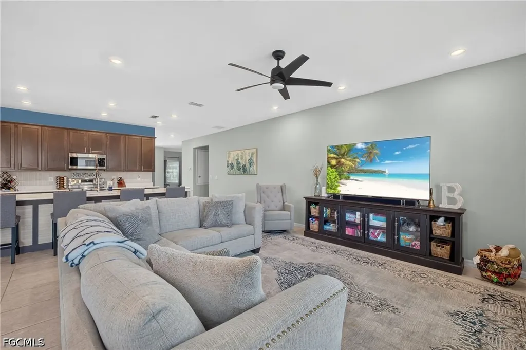 3306 NW 21st Terrace Cape Coral FL 33993