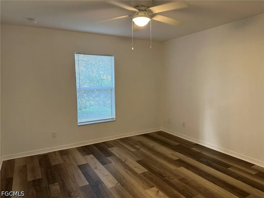 2207 NE 15th Lane Cape Coral FL 33909