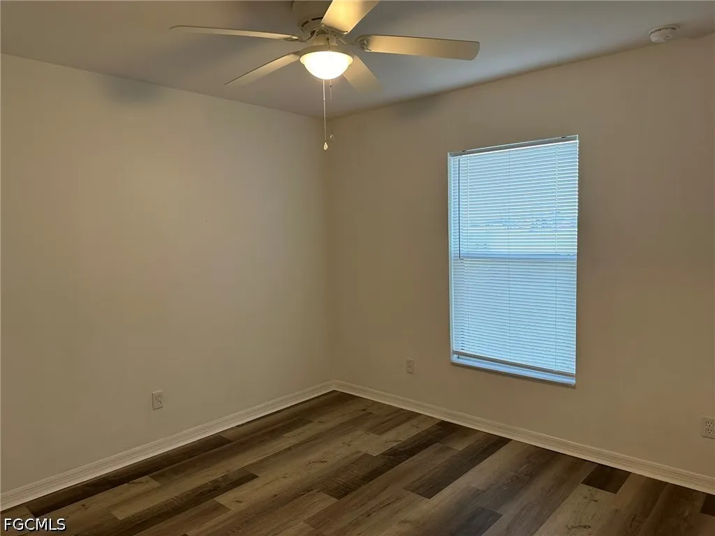 2207 NE 15th Lane Cape Coral FL 33909