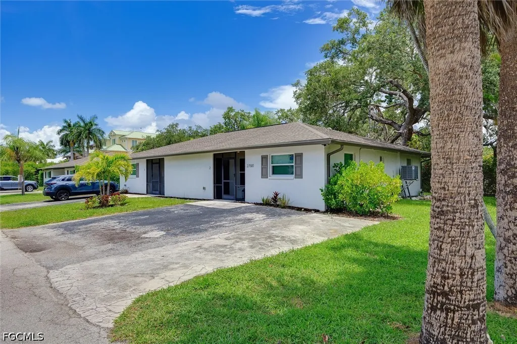 27581 Imperial Shores Boulevard Bonita Springs FL 34134