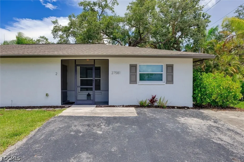27581 Imperial Shores Boulevard Bonita Springs FL 34134