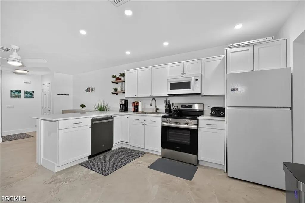 27581 Imperial Shores Boulevard Bonita Springs FL 34134