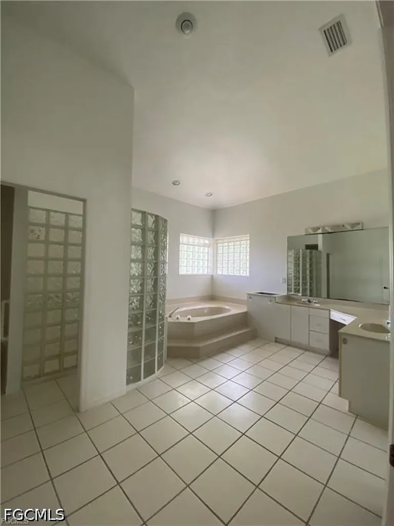16971 Timberlakes Drive Fort Myers FL 33908