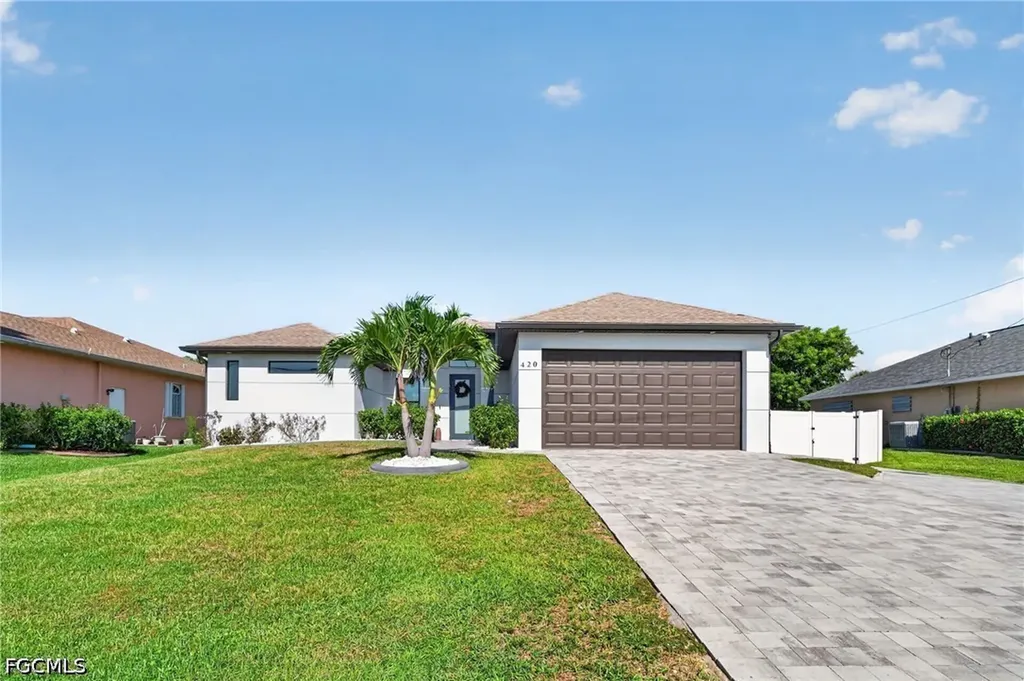 420 SW 29th Avenue Cape Coral FL 33991