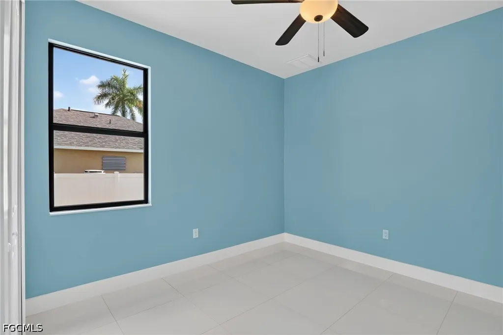 420 SW 29th Avenue Cape Coral FL 33991