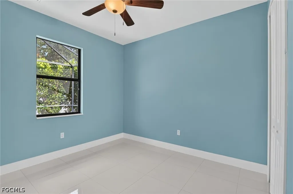 420 SW 29th Avenue Cape Coral FL 33991