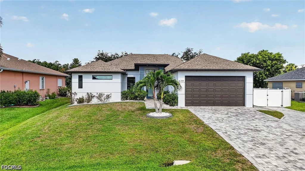 420 SW 29th Avenue Cape Coral FL 33991