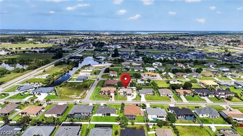 420 SW 29th Avenue Cape Coral FL 33991