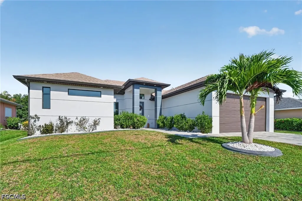 420 SW 29th Avenue Cape Coral FL 33991