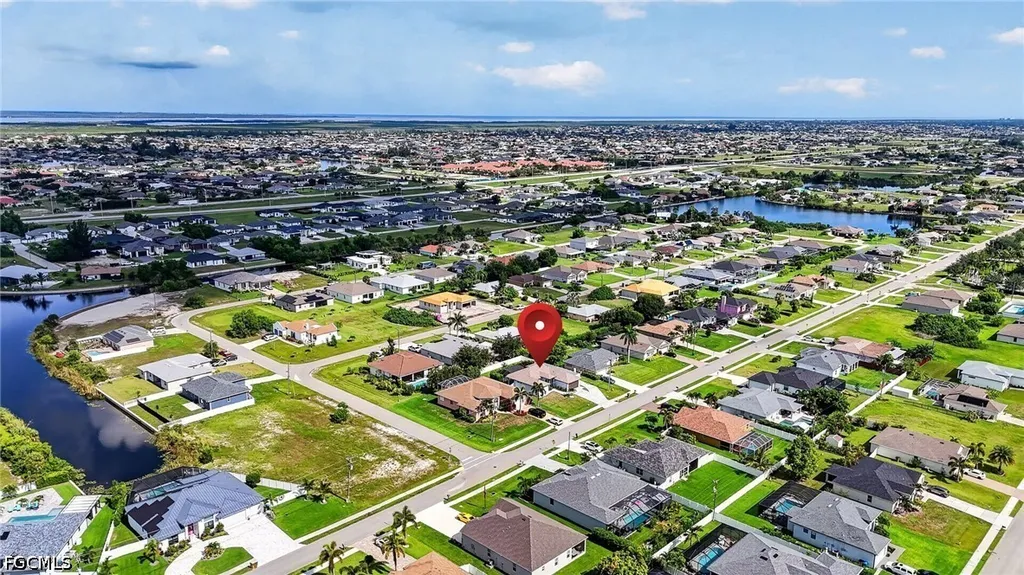 420 SW 29th Avenue Cape Coral FL 33991