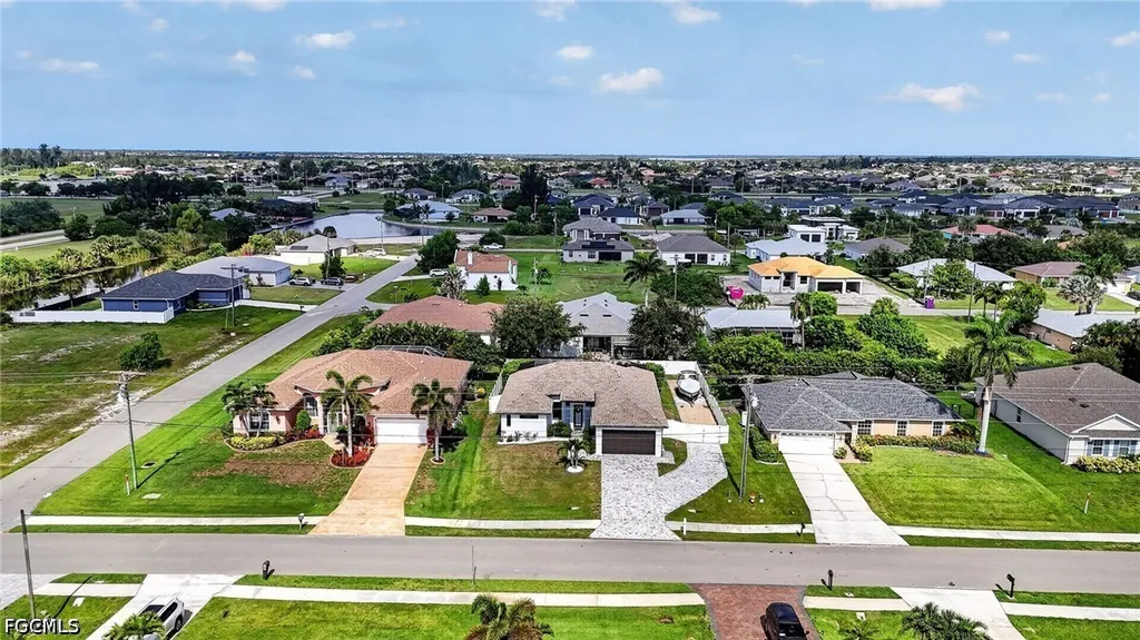420 SW 29th Avenue Cape Coral FL 33991