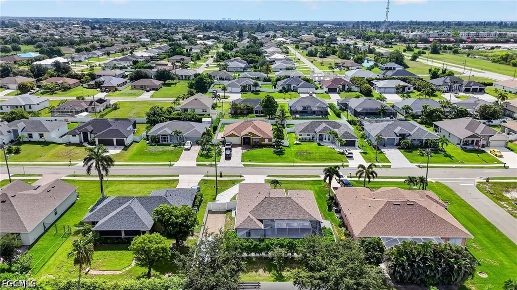 420 SW 29th Avenue Cape Coral FL 33991