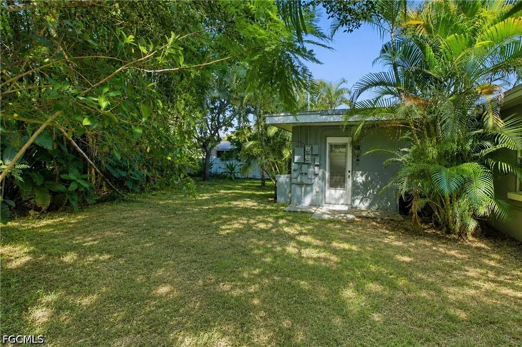 1918 Grace Avenue Fort Myers FL 33901