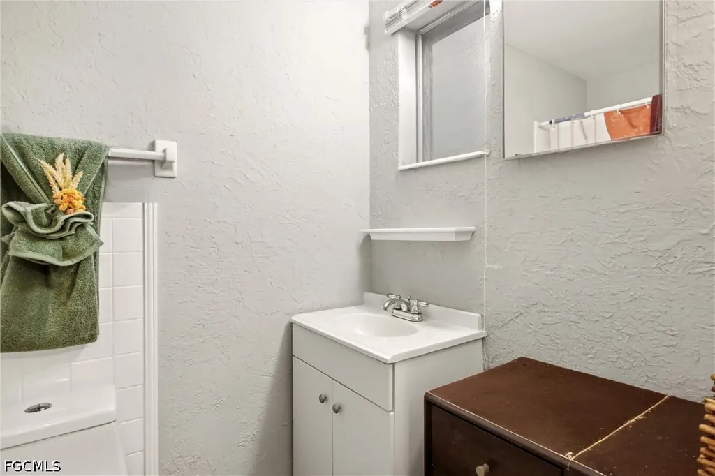 1918 Grace Avenue Fort Myers FL 33901