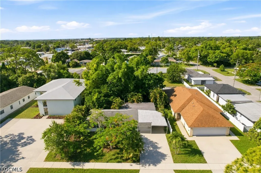 1918 Grace Avenue Fort Myers FL 33901