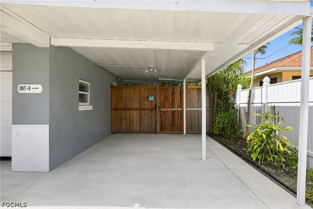 1918 Grace Avenue Fort Myers FL 33901