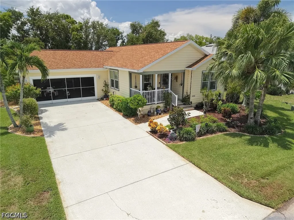24500 Rio Villa Lakes Circle Punta Gorda FL 33950