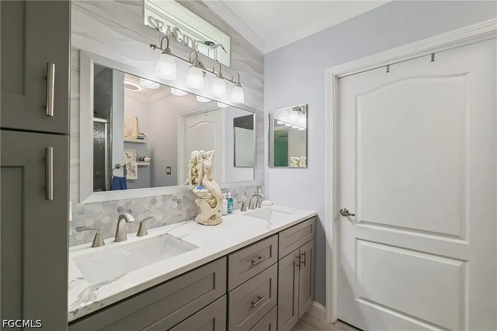 24500 Rio Villa Lakes Circle Punta Gorda FL 33950