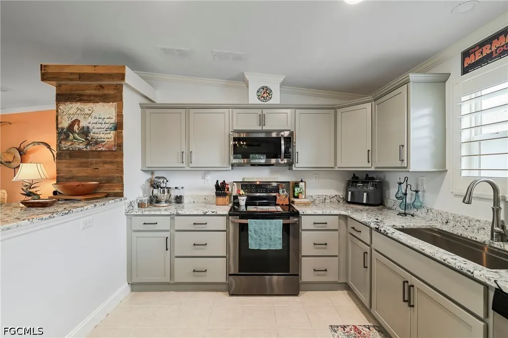24500 Rio Villa Lakes Circle Punta Gorda FL 33950