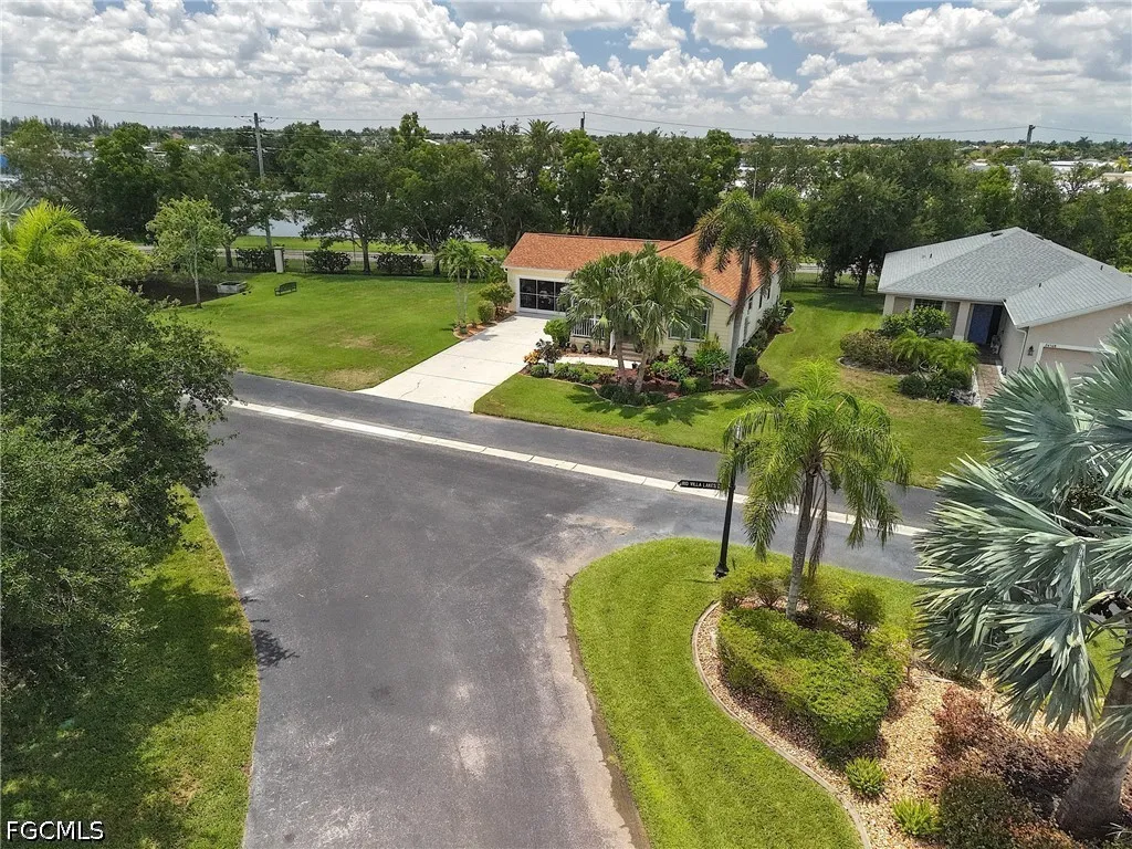 24500 Rio Villa Lakes Circle Punta Gorda FL 33950