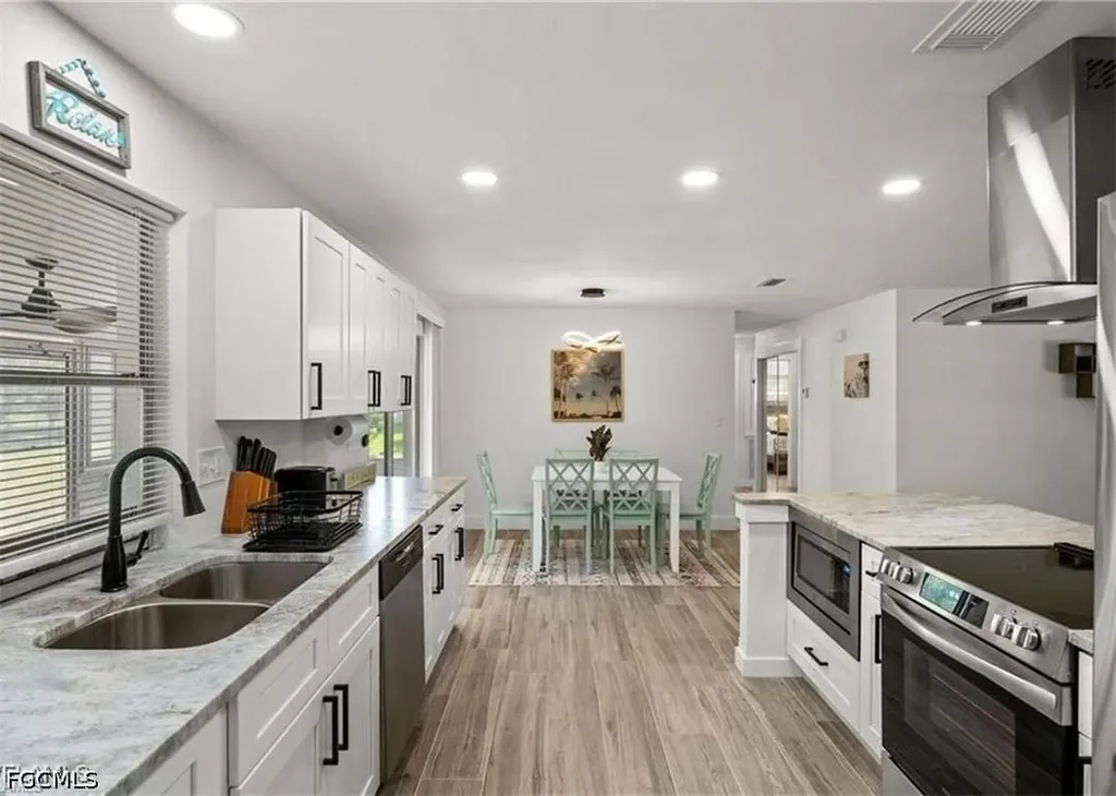 223 SE 45th Street Cape Coral FL 33904