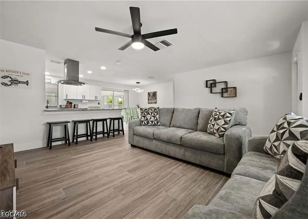 223 SE 45th Street Cape Coral FL 33904