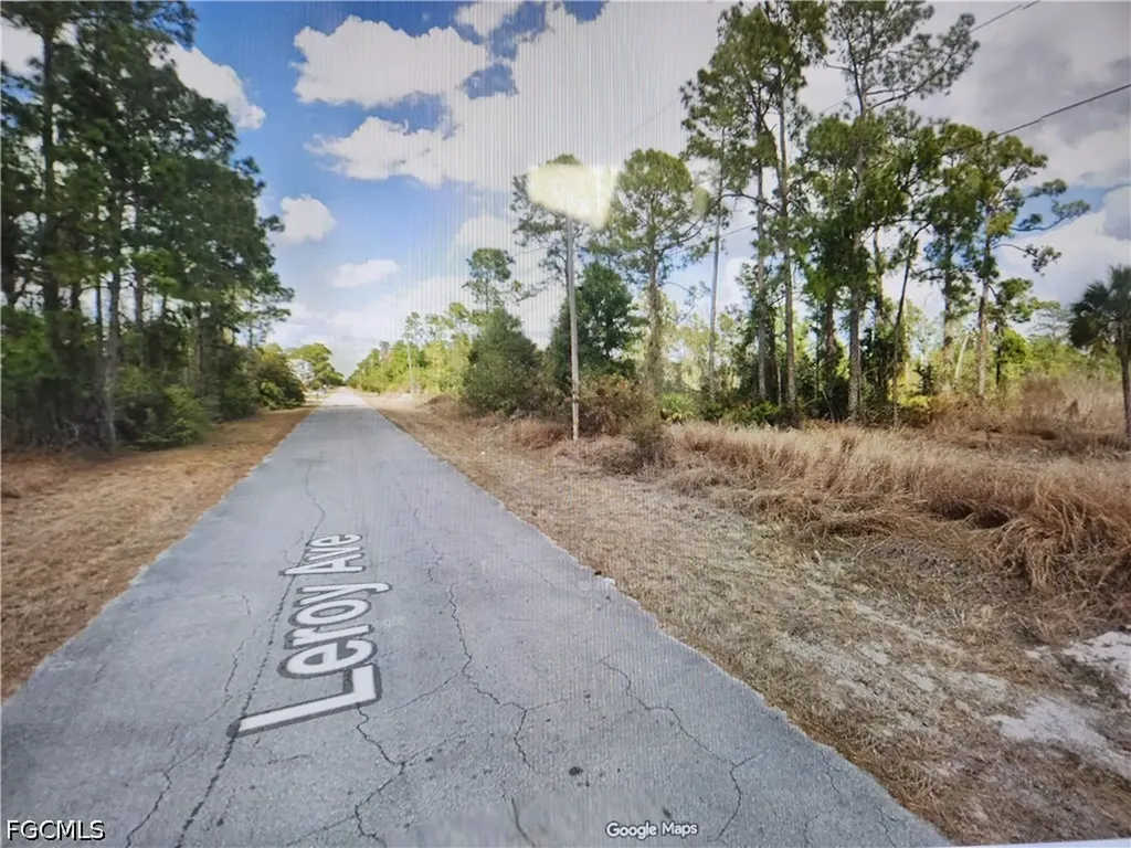908 Leroy Avenue Lehigh Acres FL 33972