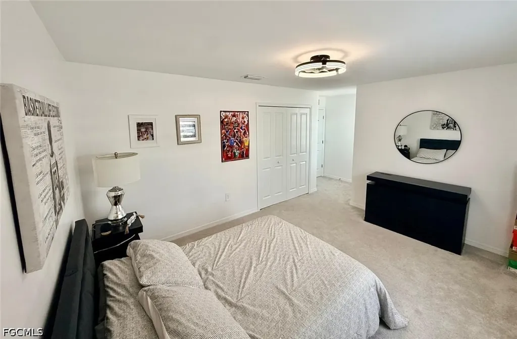 17645 Paradiso Way North Fort Myers FL 33917