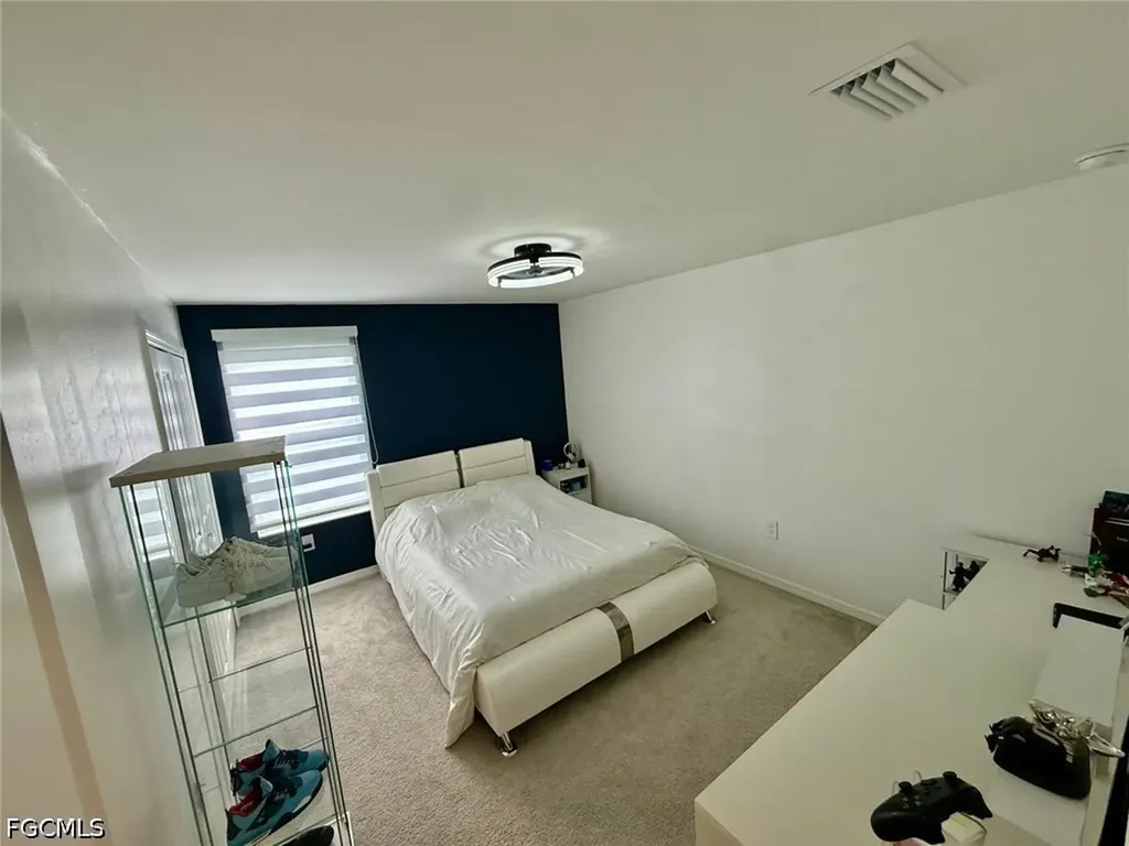 17645 Paradiso Way North Fort Myers FL 33917