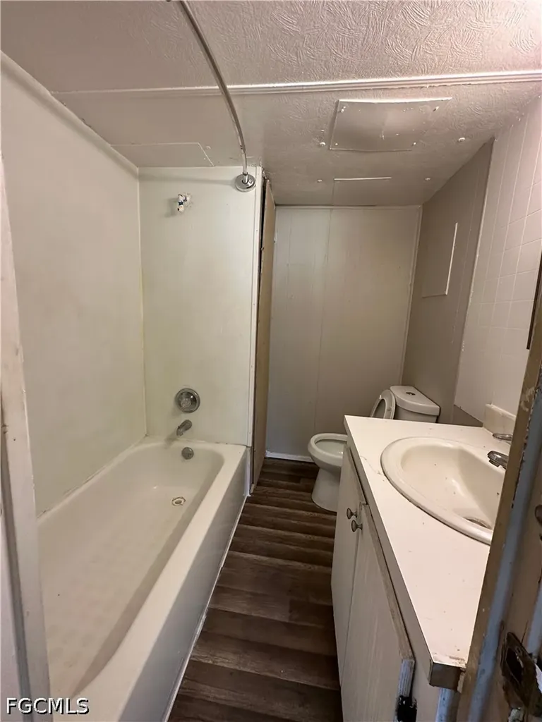 8086 Heck Drive North Fort Myers FL 33917