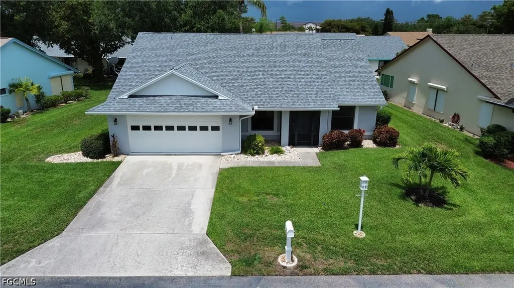11219 Caravel Circle Fort Myers FL 33908