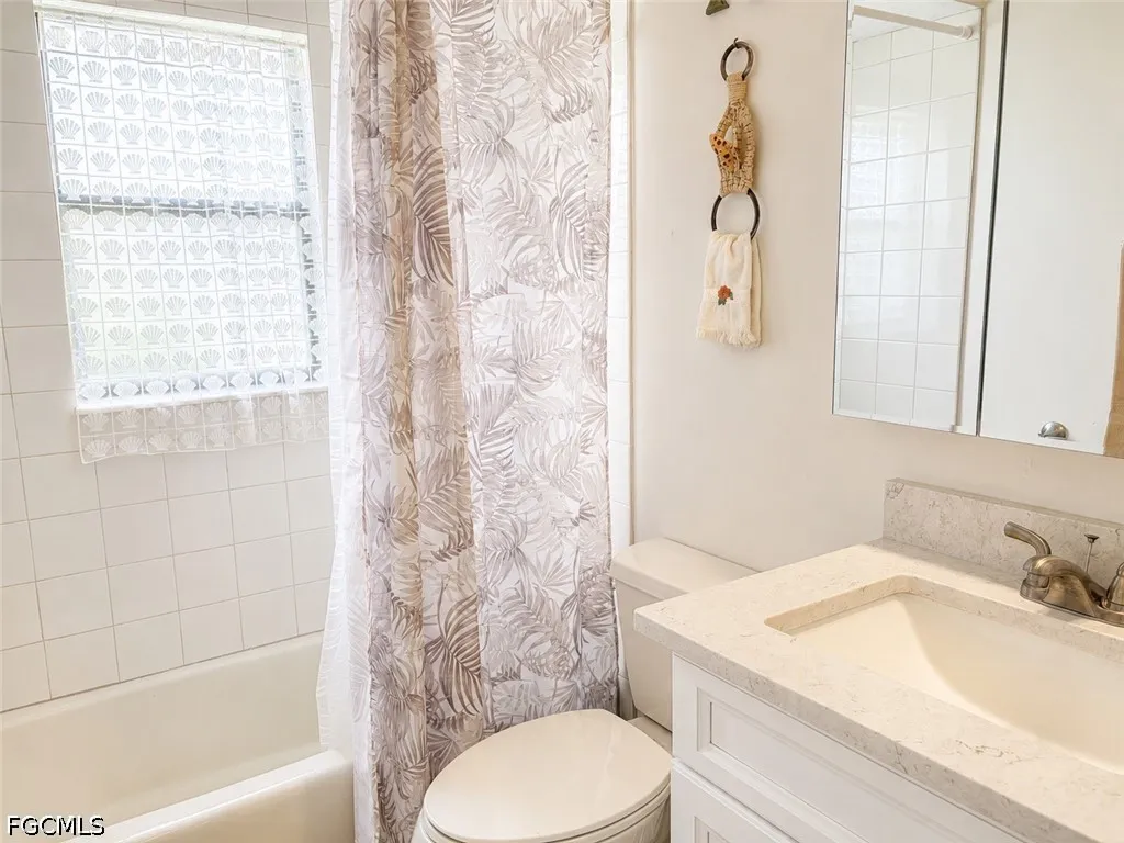 11219 Caravel Circle Fort Myers FL 33908