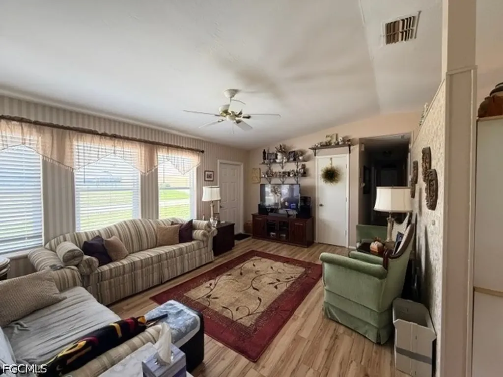 3012 SW 6th Avenue Cape Coral FL 33914