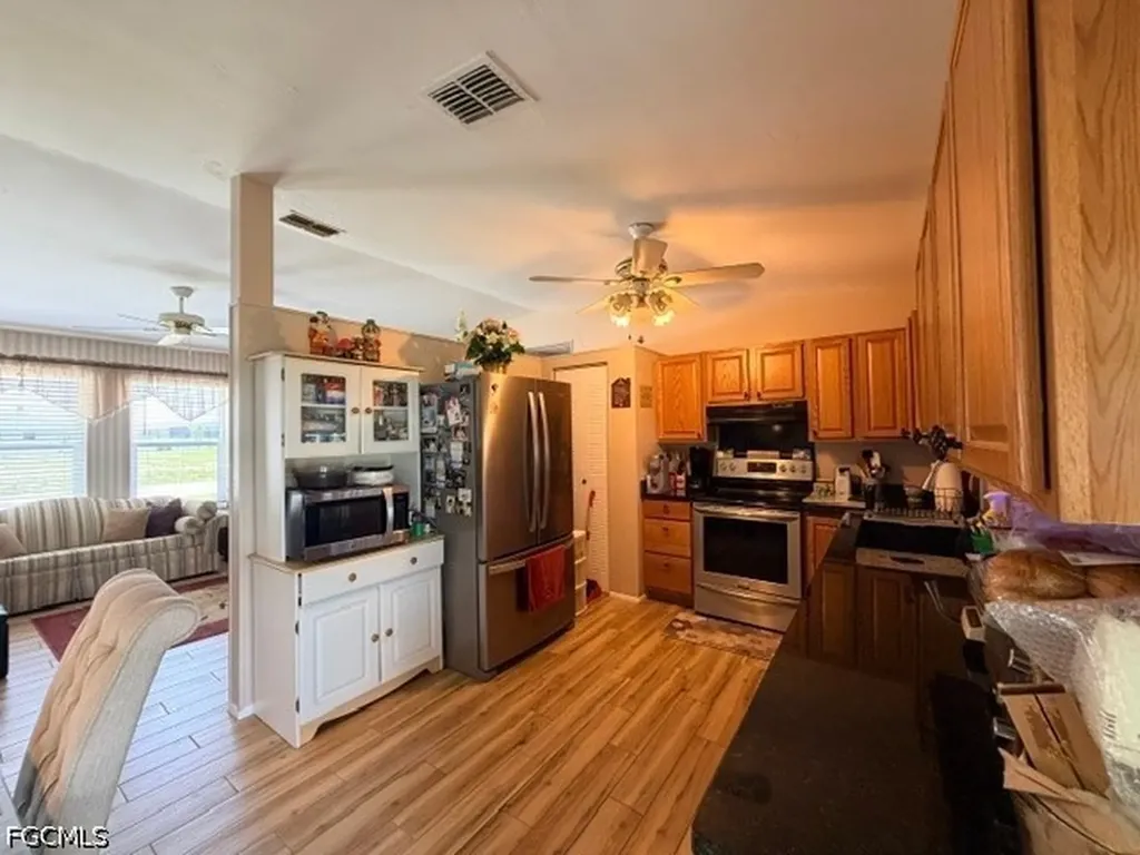 3012 SW 6th Avenue Cape Coral FL 33914