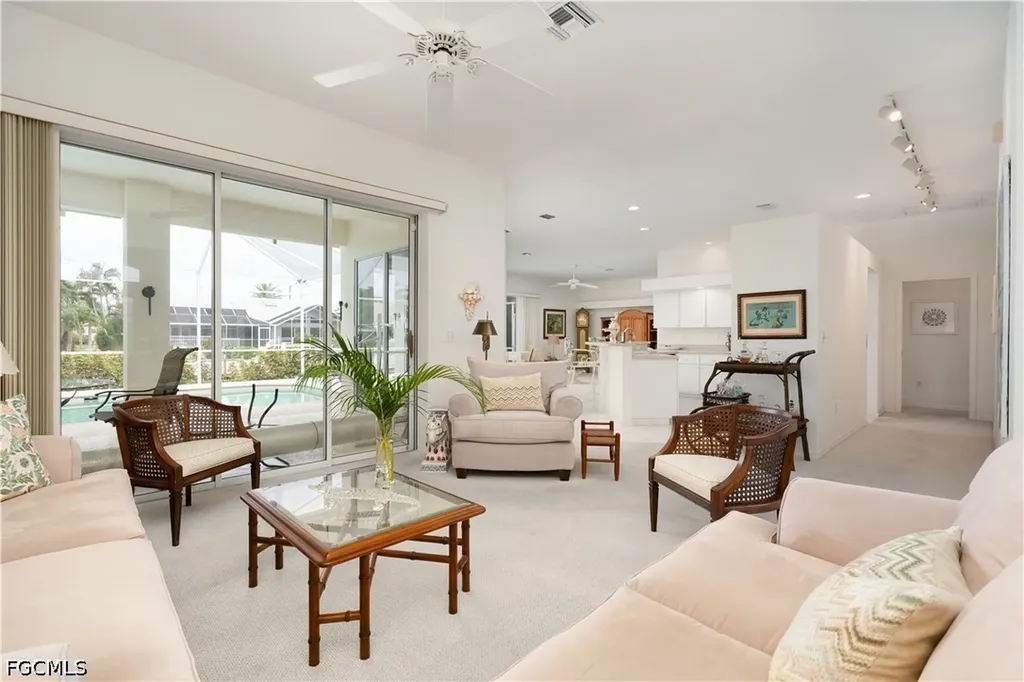 4916 SW 11th Place Cape Coral FL 33914