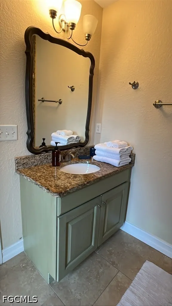 1749 Bikini Court Cape Coral FL 33904