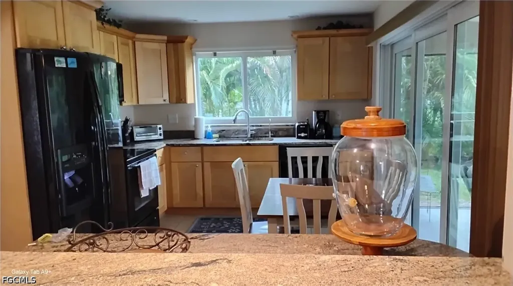 1749 Bikini Court Cape Coral FL 33904