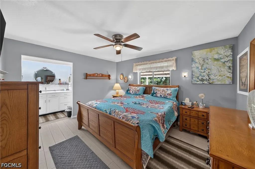 1212 SE 15th Street Cape Coral FL 33990