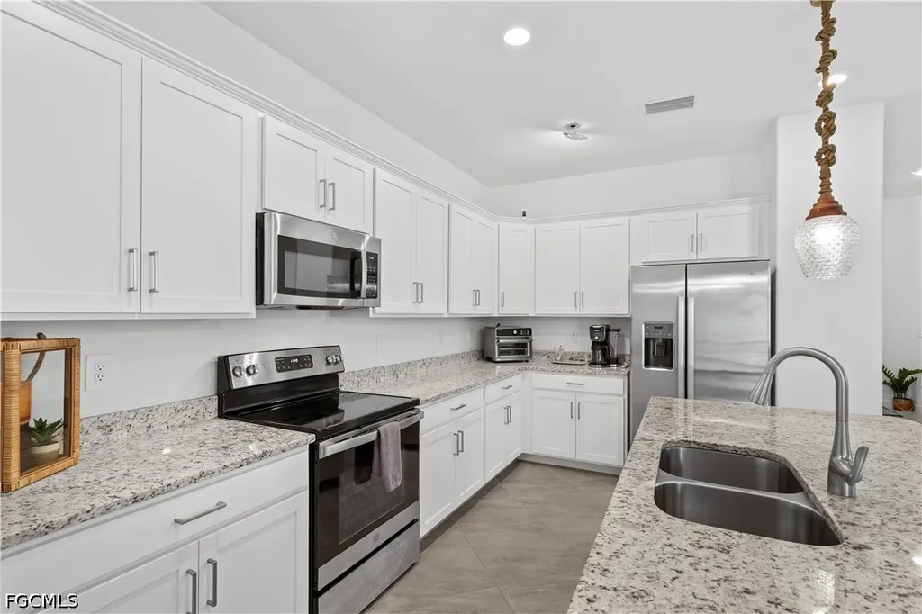 3390 Weston Manor Drive Alva FL 33920