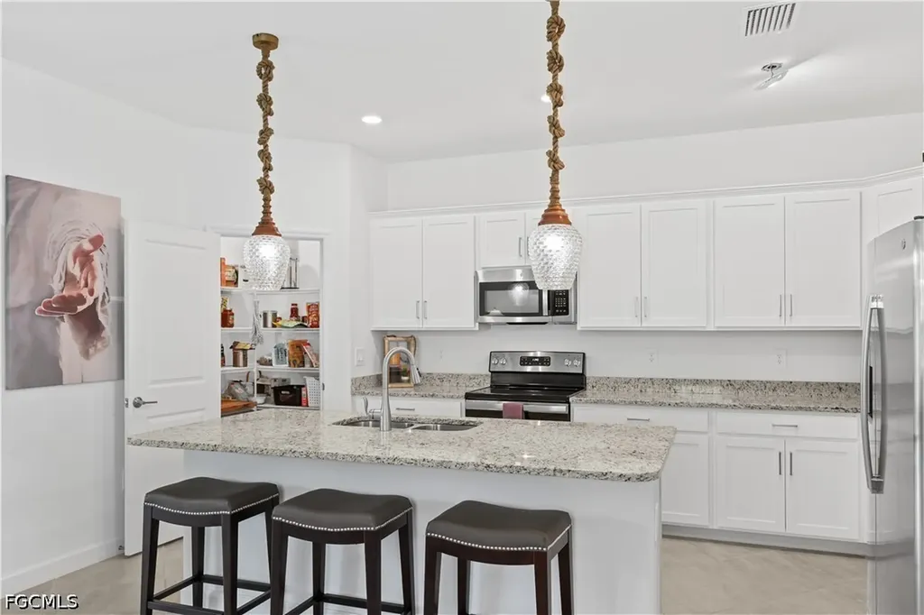 3390 Weston Manor Drive Alva FL 33920
