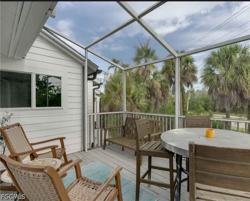 9214 Kincaid Court Sanibel FL 33957