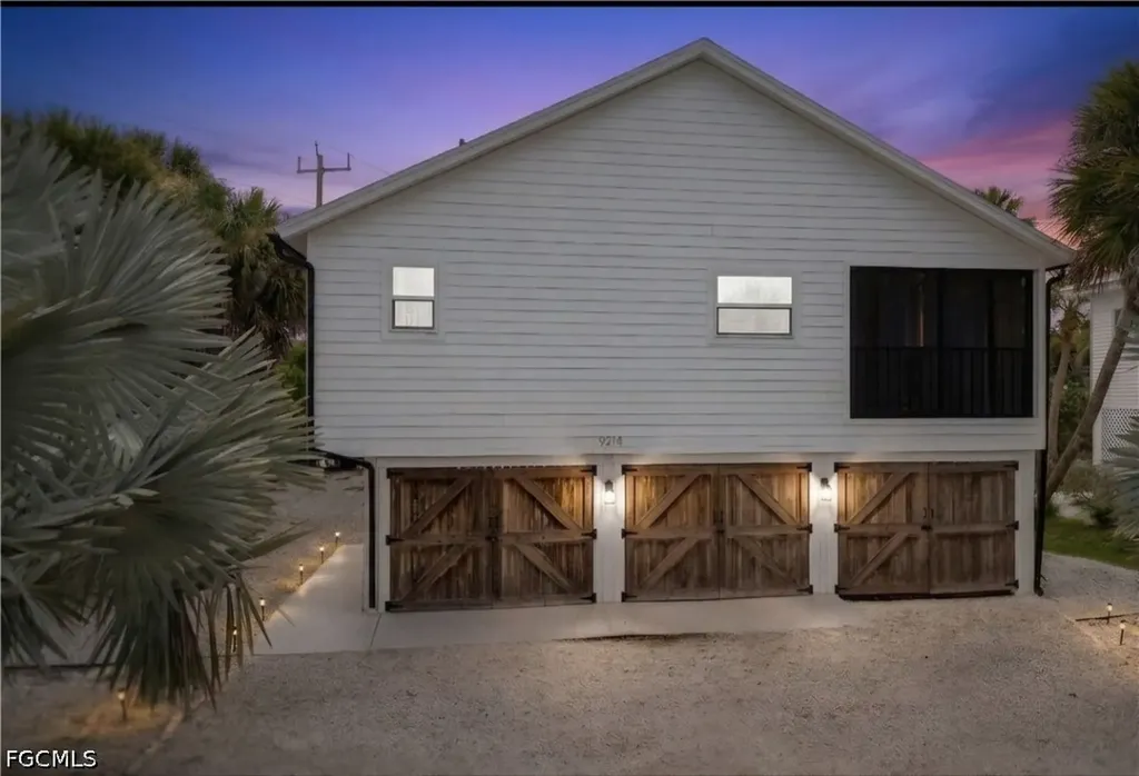 9214 Kincaid Court Sanibel FL 33957