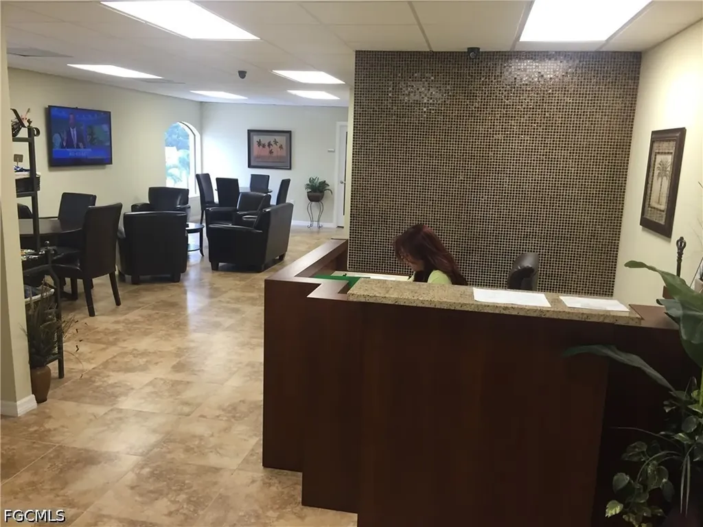 4706 Chiquita Boulevard S Cape Coral FL 33914