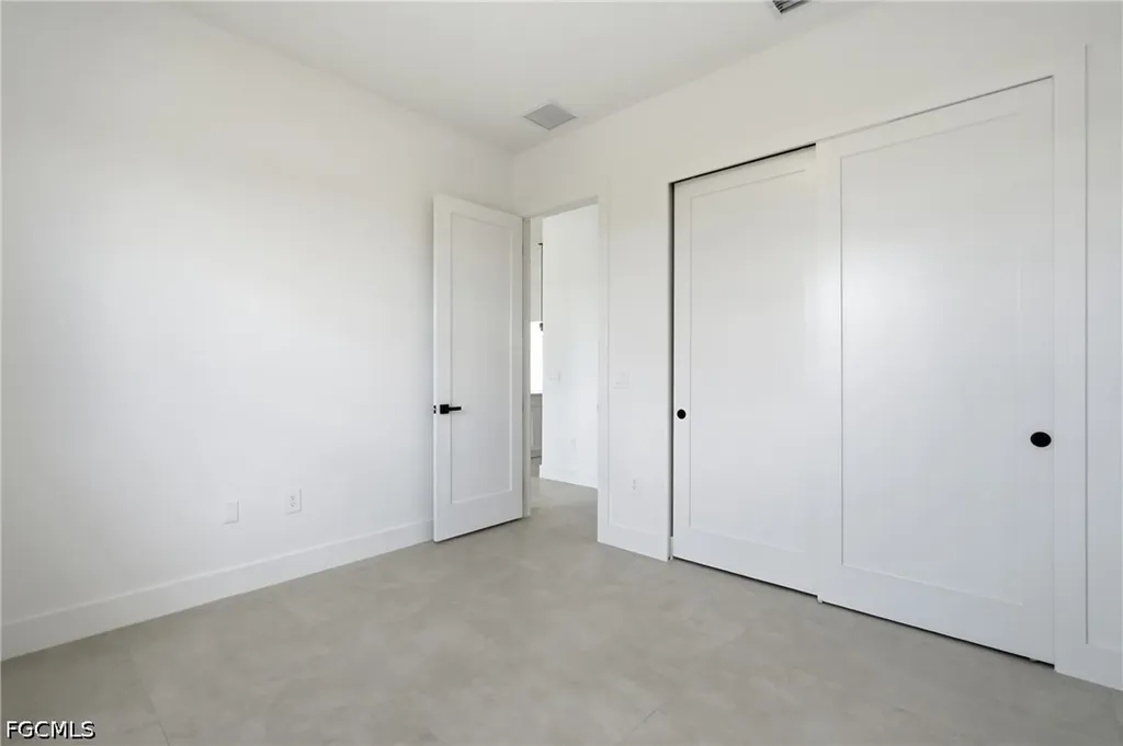 343 NE 15th Street Cape Coral FL 33909