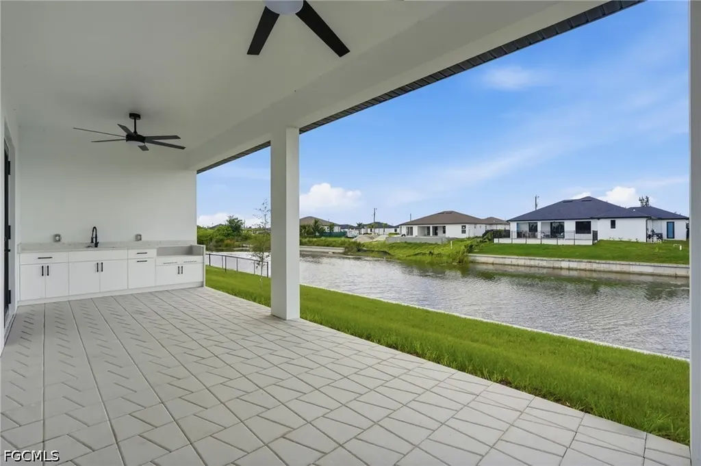 343 NE 15th Street Cape Coral FL 33909