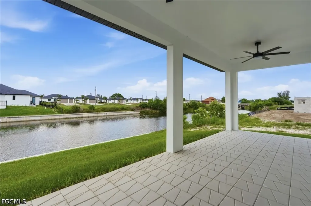 343 NE 15th Street Cape Coral FL 33909